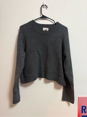 Universal Thread Dark‎ Gray Crewneck Sweater